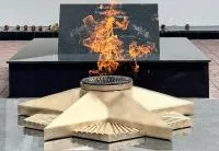 Звезда литьевая латунь (518249) сертификат комплект горелка ГВД 379 10 89 00 ПС - вечный огонь ø 1100 мм. монолит литье  в Великом Устюге