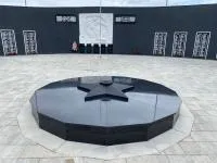 Звезда чугун (518248) производство комплект горелка ГВД 379 10 89 00 ПС вечный огонь ø 1100 мм. монолит - литье  в Великом Устюге